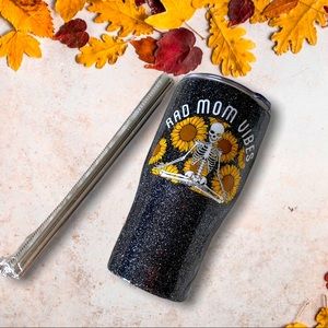 NWOT Mom Fall Skeleton Sunflower Glitter Tumbler